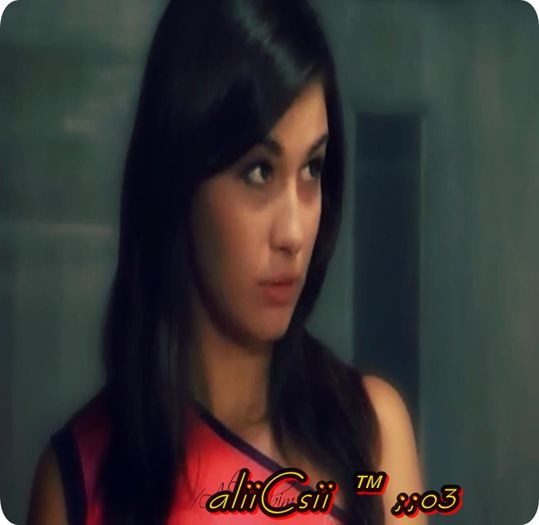 ;; am .. ba da ;-?? cat de cat ;-33 - 0 LALA house _ number O2