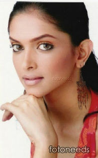 deepika_padukone_nov2407_5[1]