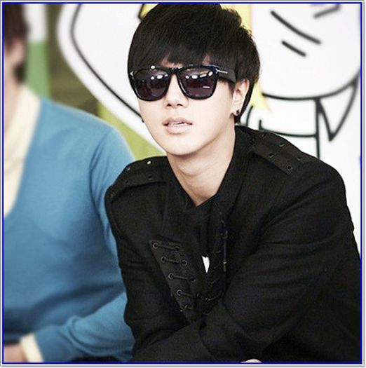 <Y>. Eram nervos si pe Kyuhyun -_-' si la modul cum a zis-o Hoon..(bea)
