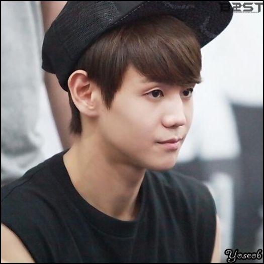 [:X] ..Nu am facut nimic. :-w ..Doar am spus ca stiam.. si eu si ea. :-w