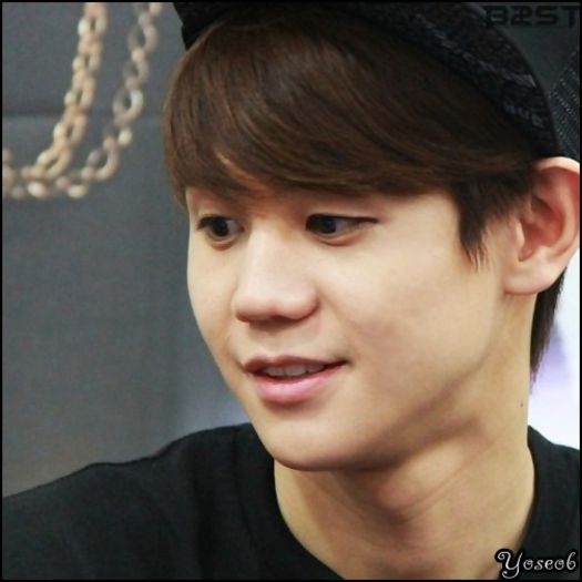 [:X] ..Aha. :)) E aproape 6, noapte buna baieti. :)) ..Jae, iti place casa? :>