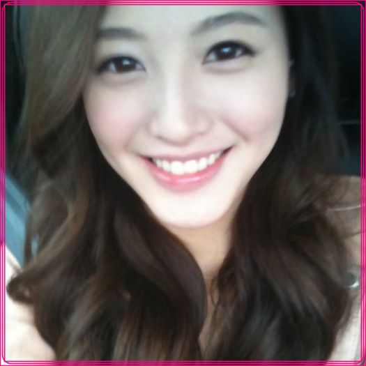 C- .. :D .. :)) .. Te`ai razbunat oricum,asa ca. :-< .. :)) .. - ix __ Episodul 006 __ xi