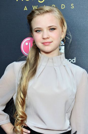 ﻉ√٥ﺎ Sierra ﻉ√٥ﺎ - 2__Sierra McCormick__2