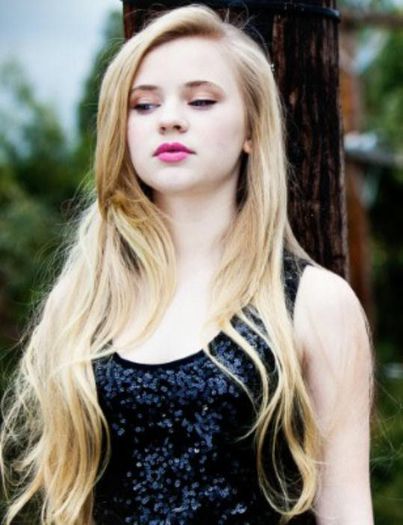 ﻉ√٥ﺎ Sierra ﻉ√٥ﺎ - 2__Sierra McCormick__2