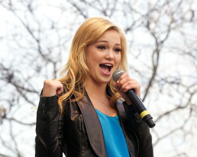 ﻉ√٥ﺎ Olivia ﻉ√٥ﺎ - 2__Olivia Holt__2