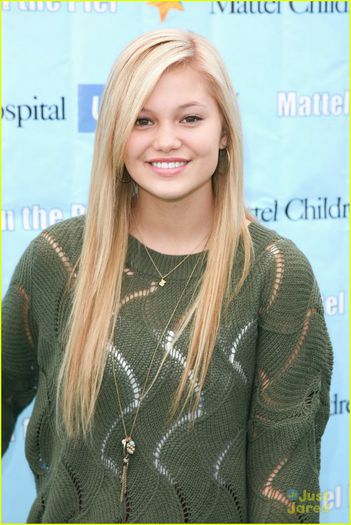 ﻉ√٥ﺎ Olivia ﻉ√٥ﺎ - 2__Olivia Holt__2