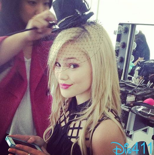 ﻉ√٥ﺎ Olivia ﻉ√٥ﺎ - 2__Olivia Holt__2