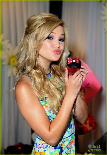 ﻉ√٥ﺎ Olivia ﻉ√٥ﺎ - 2__Olivia Holt__2