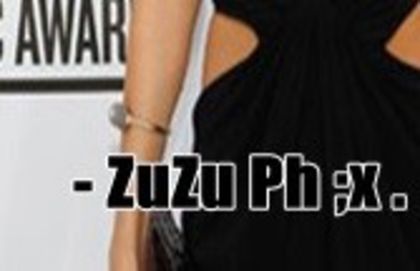  - x - SG - Selena Gomez - Puzzle 007