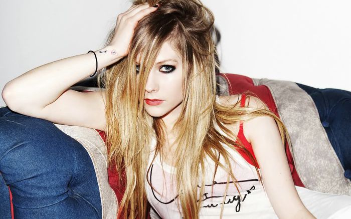 † Avril Lavigne †