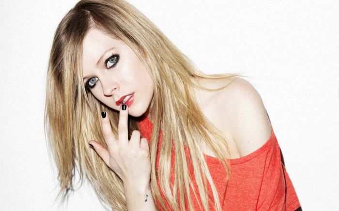 † Avril Lavigne †