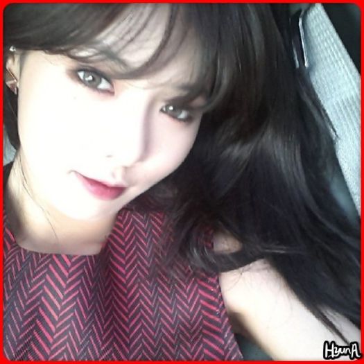 ^^ ..Oh, nu stiam. :-s ..HyunA te iubeste, Kai. :o3 ..:))