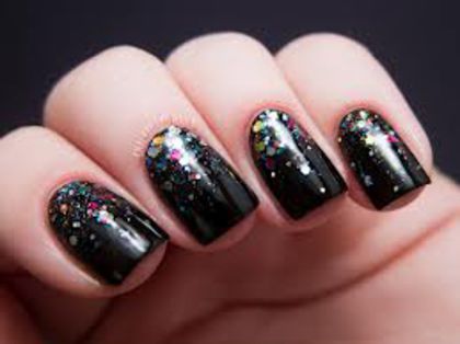 Cei 2 parinti se indreaptà catre hotel....