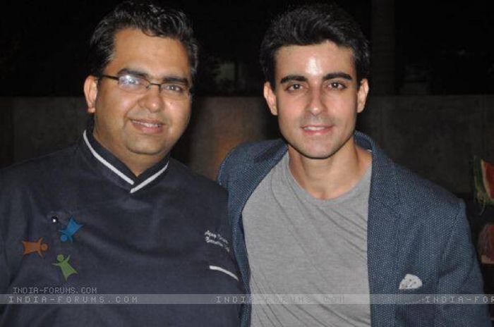 1759_192579160914858_1930883673_n - Gautam Rode