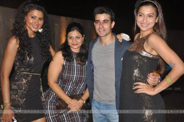 1000348_192584630914311_2146003788_n - Gautam Rode