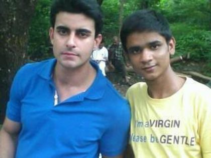 1234528_192571664248941_1642043095_n - Gautam Rode