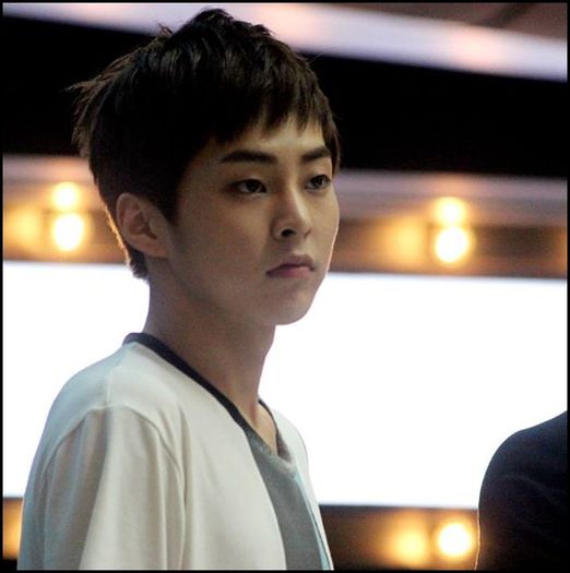 (X3) ..Chiar? ;;) ..[brb..cersesc,like-uri. :))]