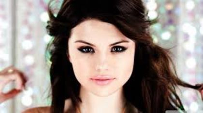 download - Selena Gomez