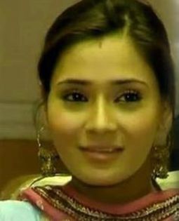 163352_125897134238044_43135780_n - My sara khan love