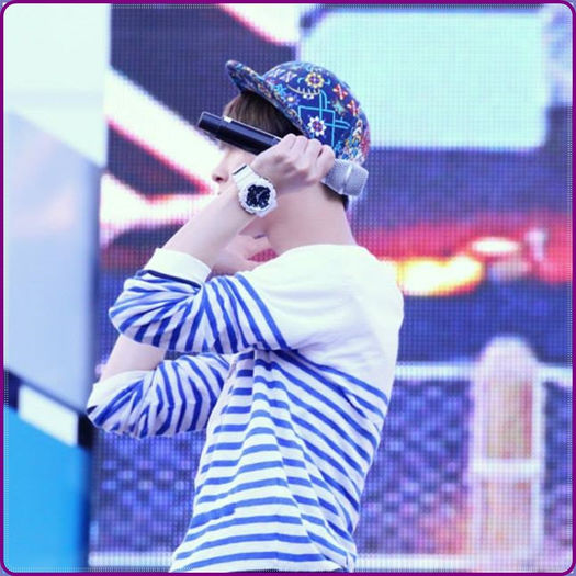 .&. Noapte buna :-h ..(:|