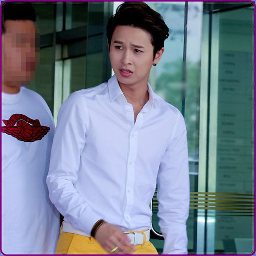 .&. ..:| Ce apa? :| HeeChul, tu vrei sa faci o baie in piscina si nu ai scuza? :|..:)).:-w - ix __ Episodul 011 __ xi