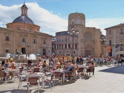 Yeap ! M`am nascut in Spania , Valencia ... Deci sunt spanioloaica :x