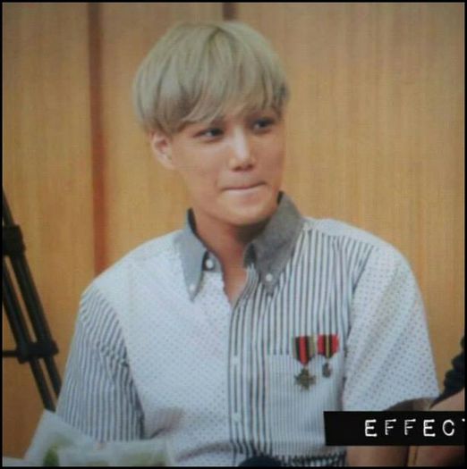 (Kai) ..Imi e raau. #justsaying. [se aseaza pe jos] - ix __ Episodul 011 __ xi