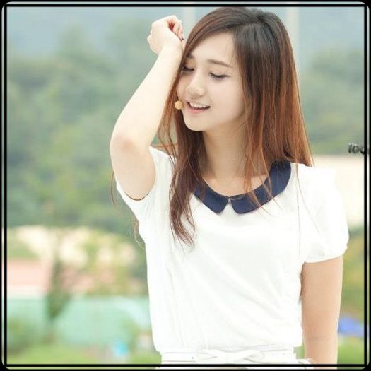 ARA. :| :o3 Noapte buna. :x Haha. :| Cat am ras. :| [se uita la Kyu]