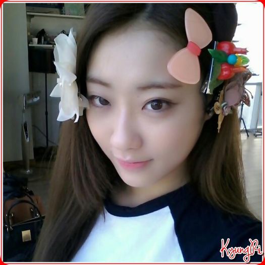 (яι) .. Ma bucur ca`mi dai dreptatee. ;) ..