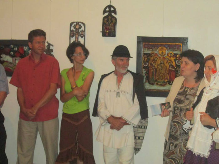 1176397_348460125286196_654675603_n - expozitie alba Muzeul Unirii Alba Iulia a doua viata