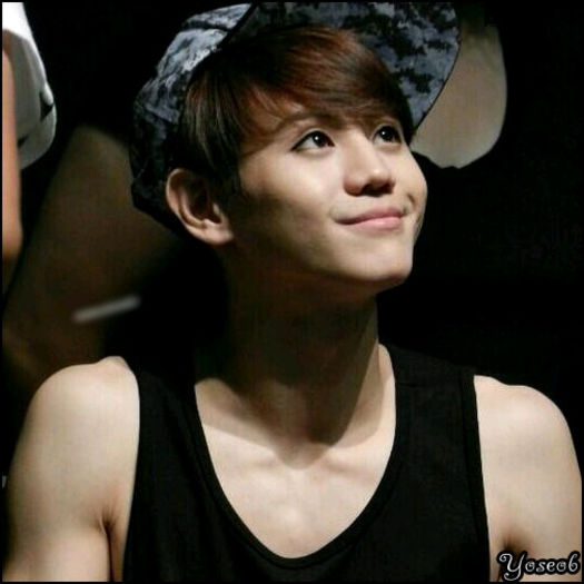 [(:] ..Singurica? .. :-? ..(:| ..