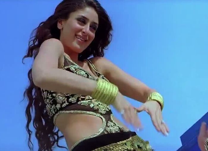 CAPS SUPER (197) - Kareena Kapoor 2