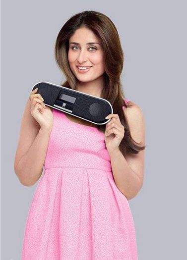 1170873_647053471971653_1206310807_n - Kareena Kapoor 2