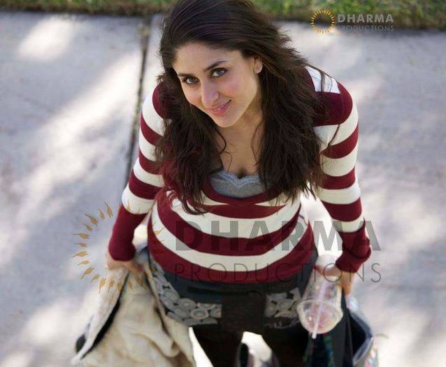 1001511_625552097455124_1197957453_n - Kareena Kapoor 2