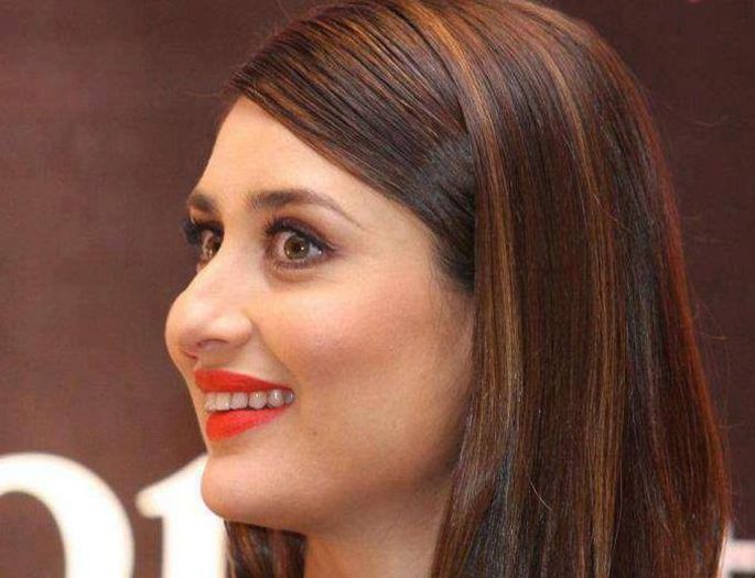 922952_614887408521593_1886156385_n - Kareena Kapoor 2