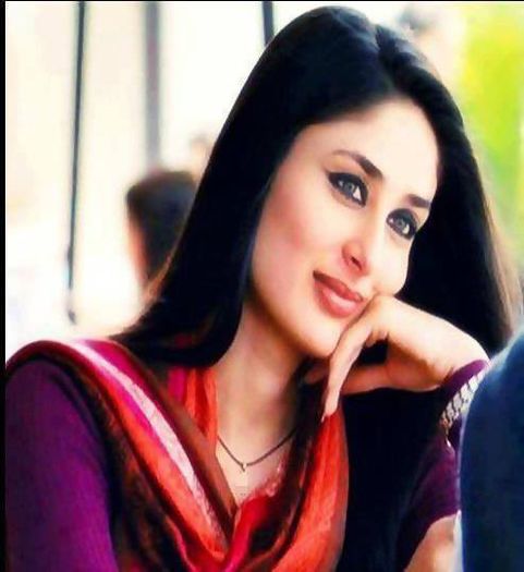 944623_606367152706952_346560986_n - Kareena Kapoor 2