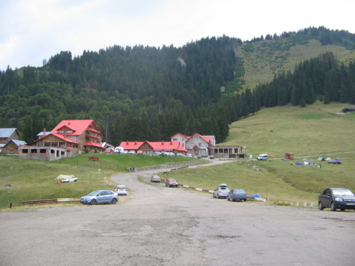 IMG_0198; Cabana Muntele Roşu din Ciucaş
