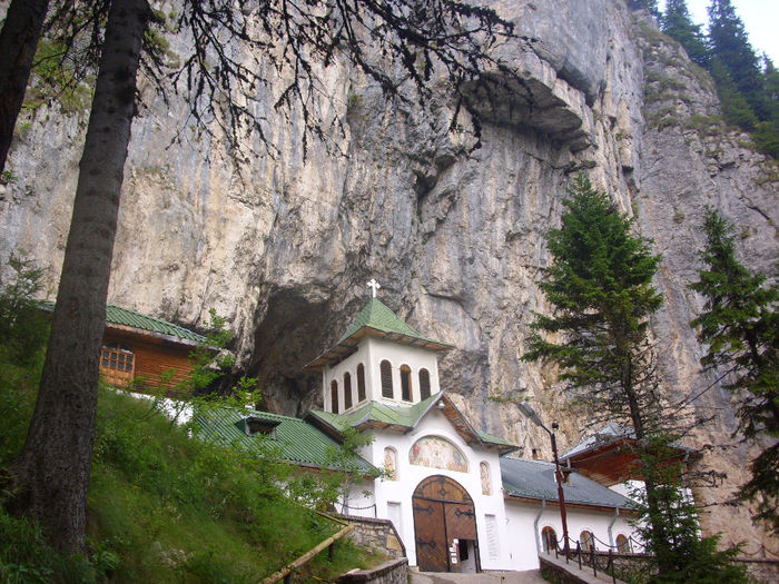 IMG 0196; Mănăstirea Peştera.
