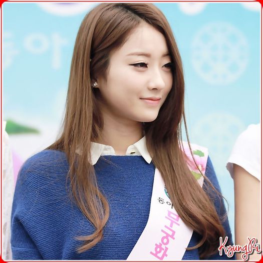 (яι) .. Uff..ce plictiseala. -.- .. Unde`i MinWoo cand am nevoie de el? :| .. :)) ..