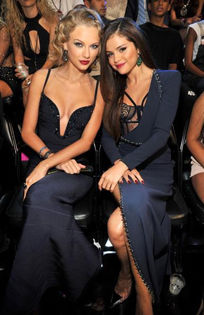29 - MTV Video Music Awards---25 August 2013