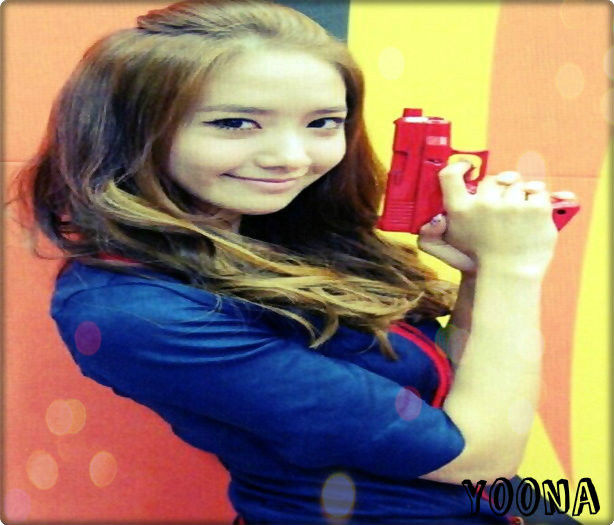 ☆ . ☆ . ☆ - l - o - l Im Yoona - Korean Singer