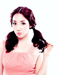 311418_259401510757049_908991923_n - Park Min Young