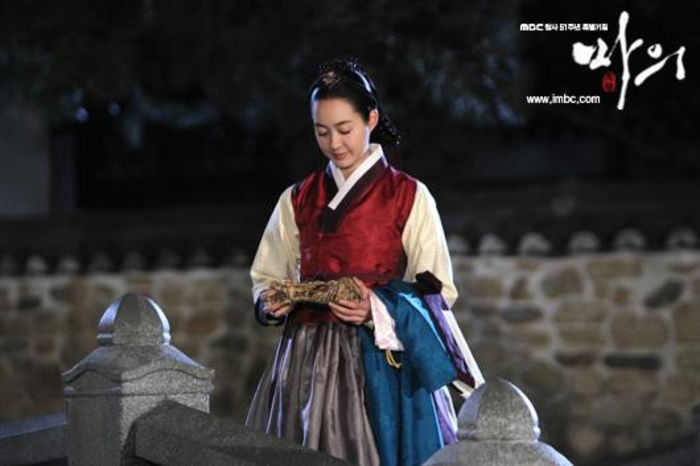 602706_347929735314398_1676400110_n