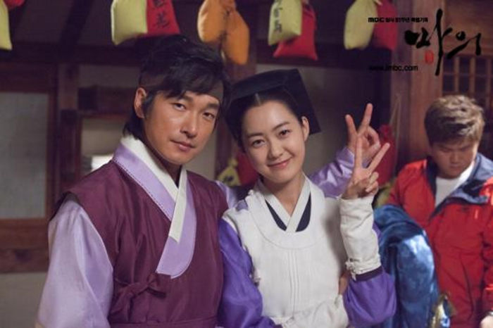 164625_347924388648266_1456084190_n