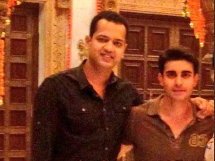 998274_192959497543491_311350378_n - Gautam Rode
