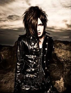 Yo-Ka - New look Diaura August 2013