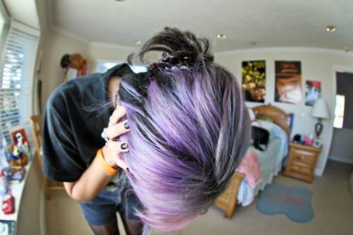 　　　　　　　@LITH ↘ is my friend ↙ - one day you are important next day you are worthless