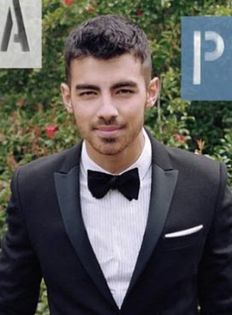 ﻉ√٥ﺎ Joe ﻉ√٥ﺎ - 2__Joe Jonas__2