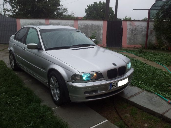 3500 euro negociabil - vand BMW 318i super jmecher