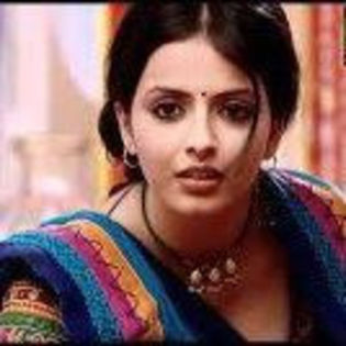 Shrenu Parikh aka Astha Kiloskar - Iss Pyaar Ko Kya Naam Doon-Ek Baar Phir